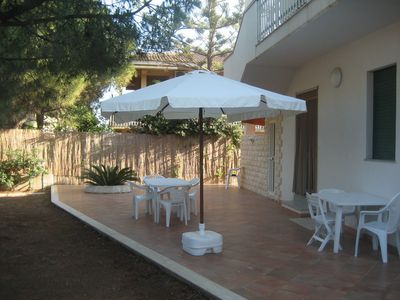 Ingresso e veranda al piano terra